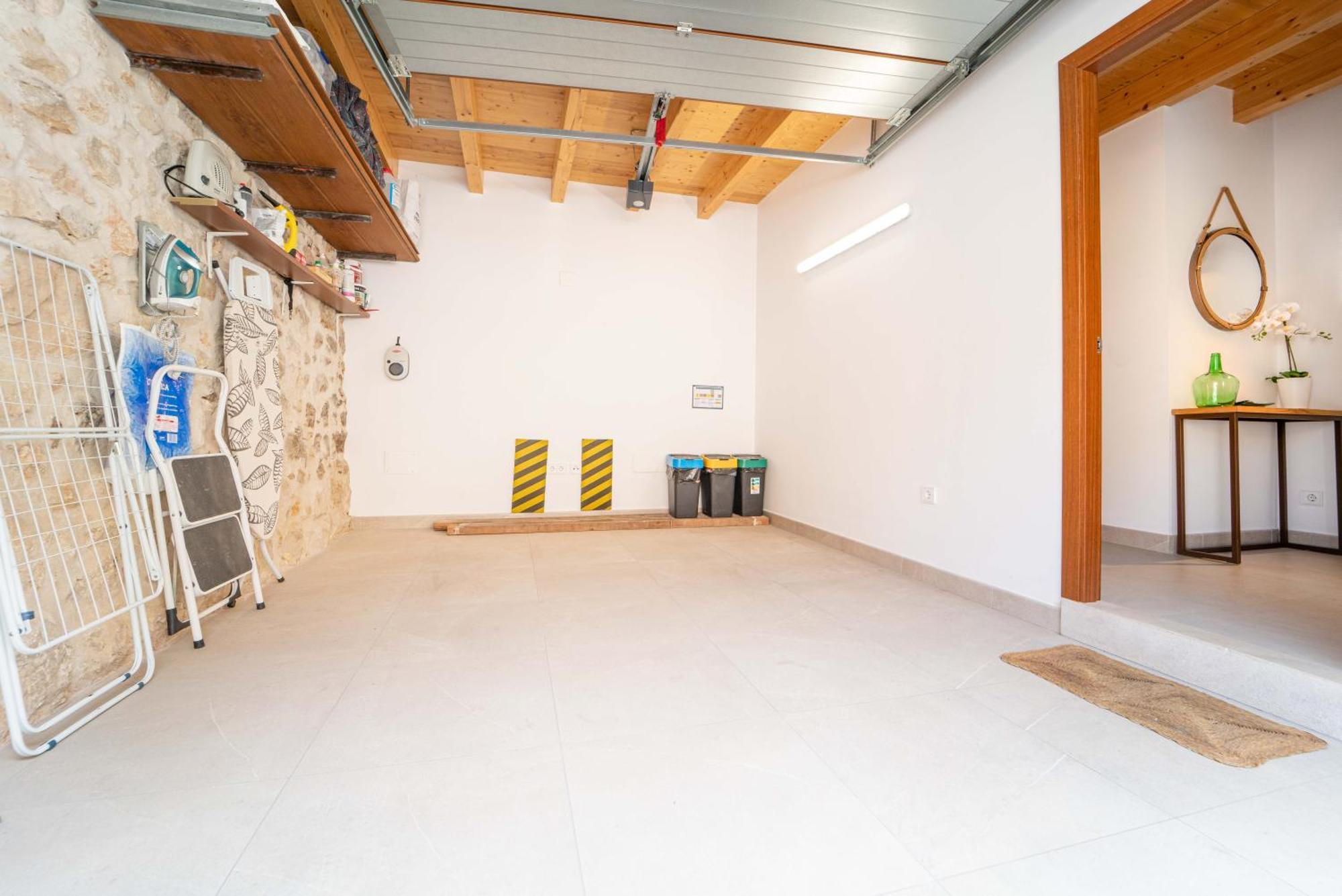 Holiday home Townhouse Bonany By Homevillas360 Vilafranca De Bonany